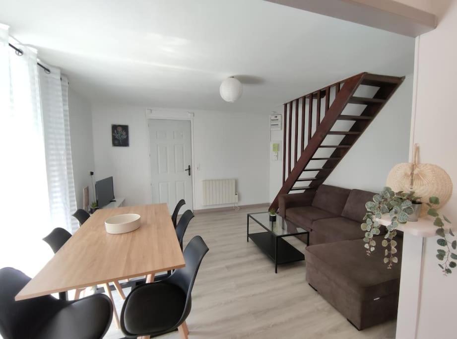 Appartamento Duplex Cosy Gonesse Esterno foto